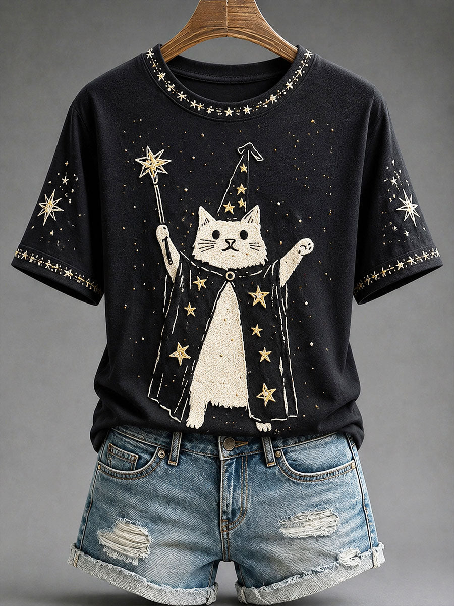 Wizard Cat Holding Magic Wand T-Shirt Cute White Cat Wizard Clothing Gifts For Girlfriend