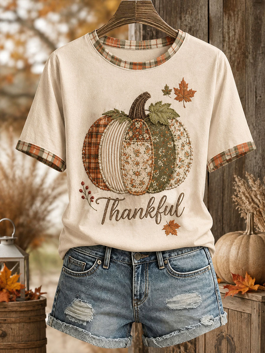 Thankful Autumn Pumpkin T-Shirt Autumn Pumpkin Merch Present For Halloween Lovers